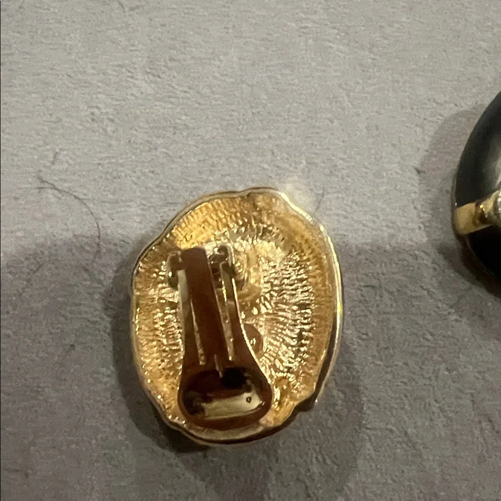 Elegant Gold and Black Earrings by KJL - Picture 2 of 6